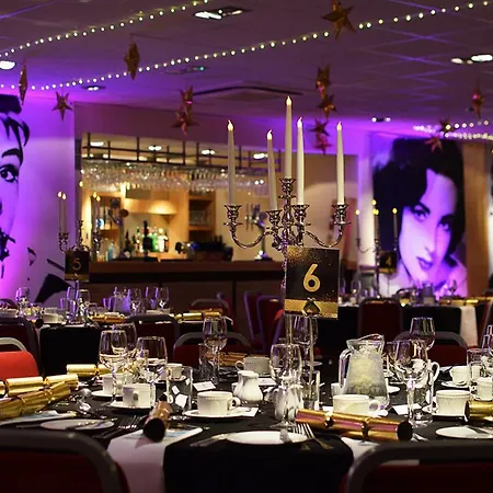 Otel Estate St Mellion